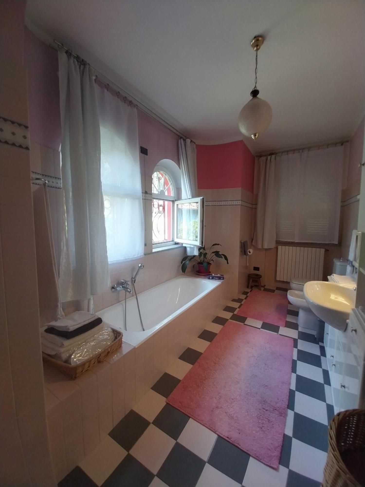 A Casa Di Lara Bed and Breakfast Beura Buitenkant foto